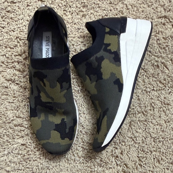 Steve Madden Shoes - Steve Madden Mykala Wedge Sneaker Camo Knit Slip-Ons